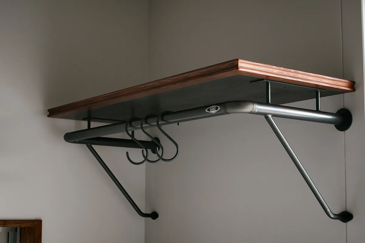 Wall Top Hanger Rack 